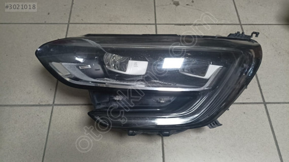 RENAULT MEGANE 4 2016 SOL FAR FULL LED ÇIKMA