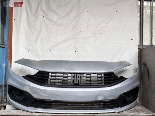Fiat egea 2021 çıkma dolu  ön tampon