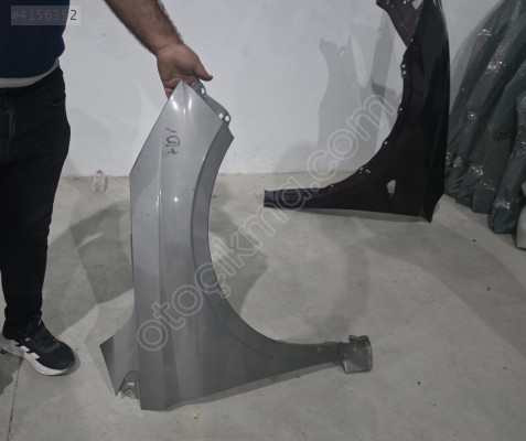 2020/2024 HYUNDAİ İ20 GRİ SAĞ ÖN ÇAMURLUK ORJINAL BOYASIZ