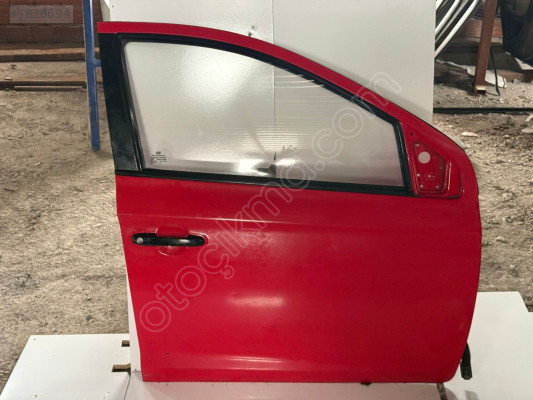 İ20 sağ ön kapı 2010-2014 hyundai