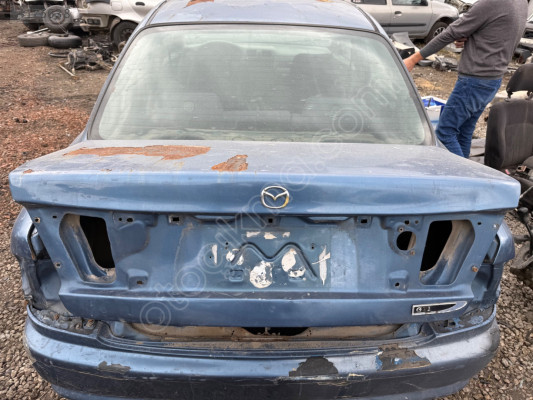 MAZDA 323 BAGAJ KAPAĞI