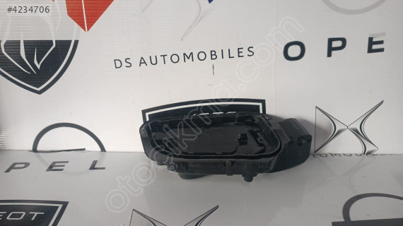 PEUGEOT 5008 YAKIT DEPO YUVASI 9812441080