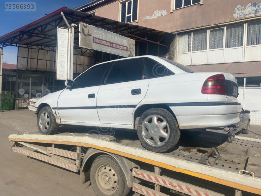 Opel Astra f sol arka kapı
