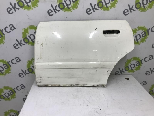 AUDI A4 1997 1999 SOL ARKA KAPI 8D0833051