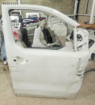 FIAT SCUDO BEYAZ SAĞ ÖN KAPI ORJINAL