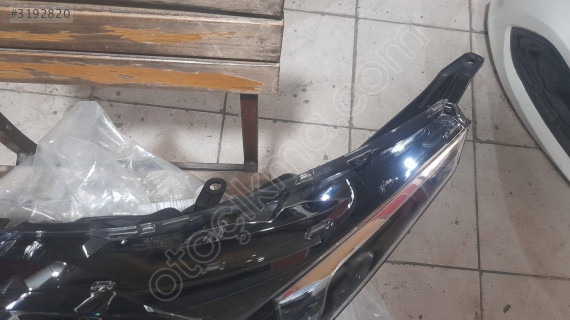 Toyata corolla far sifir ürün hatasiz orijinal