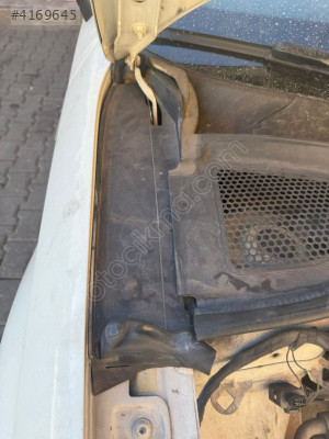 2013-15 AUDİ A3 SEDAN ÇAMURLUK ÜST BAKALİTİ SAĞ-SOL ORJ ÇIKMA