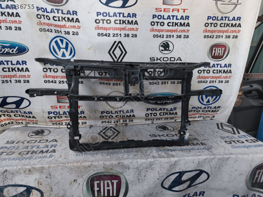 Volkswagen Polo Ön panel