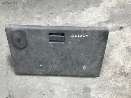 Mıtsubıshı Galant Torpido Kapağı