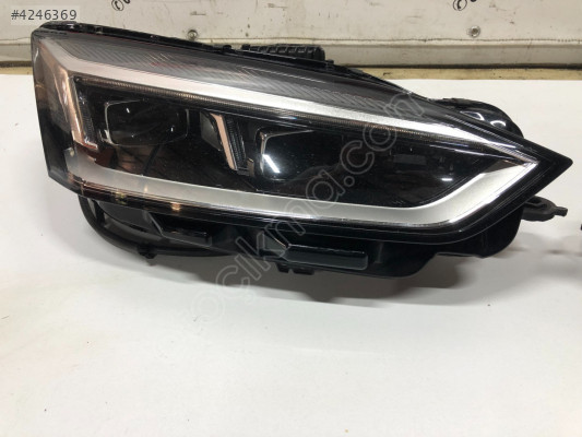 AUDI A5 B9 SAĞ FAR MATRİX LED 8W6941034D ORJINAL