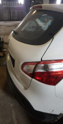Orijinal Nissan Qashqai J10 Bagaj Kapağı - Hatasız - Mil Oto