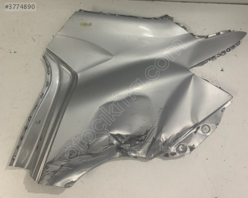 02488 RENAULT MEGANE 4 SOL ARKA ÇAMURLUK