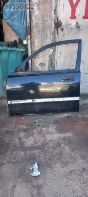 Mazda 626 sol ön kapı