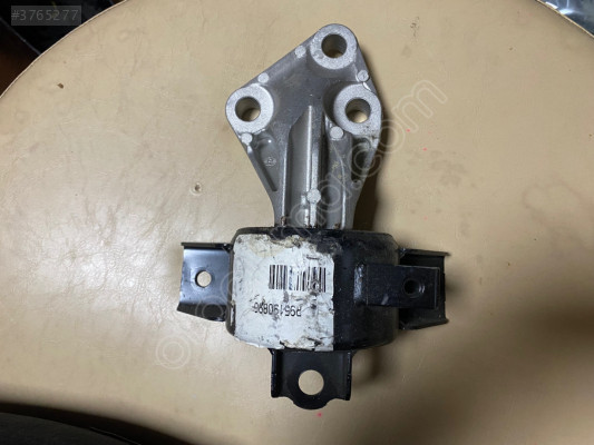 CHEVROLET AVEO T300 BENZİNLİ SOL ÜST MOTOR KULAĞI 95190896