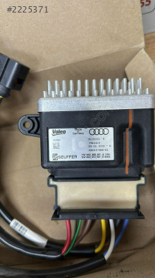 AUDİ A4 FAN KONTROL ÜNİTESİ ORJİNAL SIFIR OEM:8K0959501G