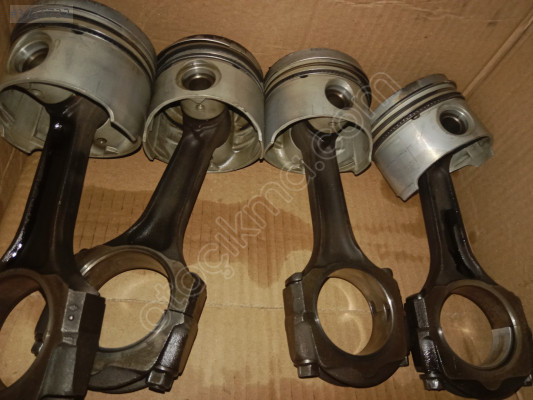 Renault 9 bretway 1.4 piston piston kolu