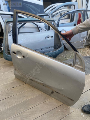 2003 2006 Toyota corolla ön sağ kapı çıkma