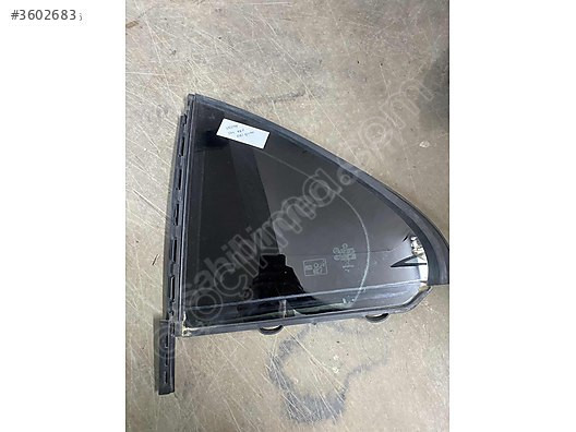 MERCEDES W205 SOL KELEBEK CAM ORİJİNAL