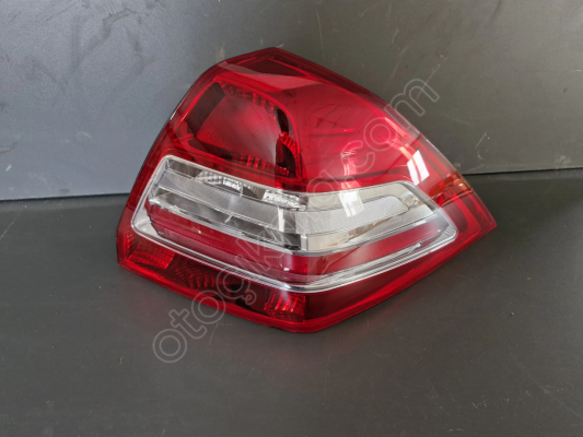 RENAULT MEGANE 2 SAĞ ARKA STOP LAMBASI DUYSUZ SIFIR 2006-2010