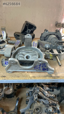 FİAT DOBLO ORTA KASA MOTOR KULAĞI SÖKME ORJİNAL