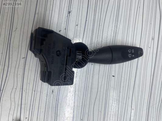 FORD FOCUS 1 SİLECEK KONTROL KOLU