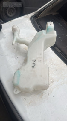 Ford puma 2021 çıkma orjinal cam suyu bidonu