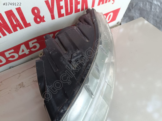 Skoda süper B sol ön far