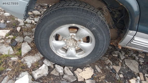 Kia Sportage 15 inç çelik cant lastik