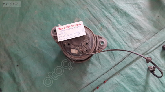 Mercedes C 204 MOTOR KULAĞI A2042404117