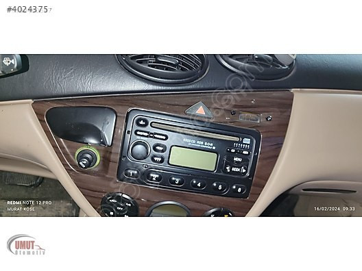FORD FOCUS 1 KLIMA PANEL CERCEVESI