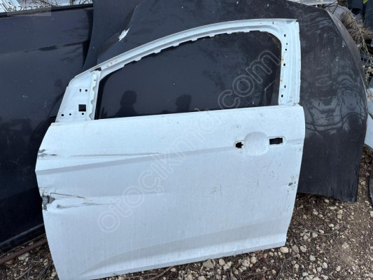 Ford Focus sol ön kapı
