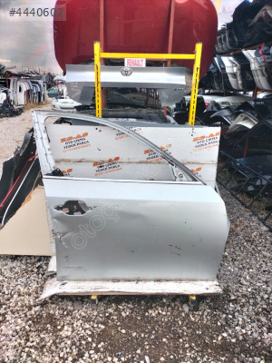 BMW 5 SERİSİ E60-E61 SAĞ ÖN KAPI ÇIKMA ORJİNAL 2004-2011