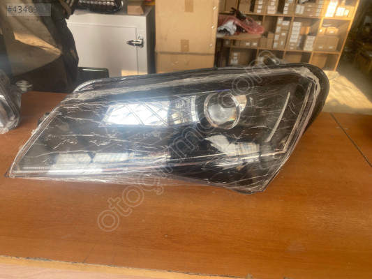 Skoda süper b sol ön far çıkma