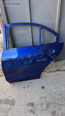 Orjinal Çıkma Mercedes C Serisi W205 Sol Arka Kapı