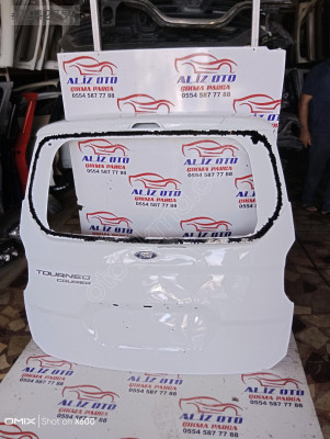 Ford Tourneo courier bagaj kapağı