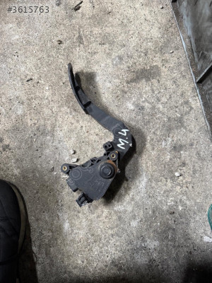 RENAULT MEGANE 4 ÇIKMA GAZ PEDALI
