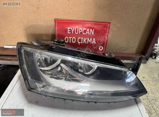 VOLKSWAGEN JETTA SAĞ FAR ORJİNAL EYUPCAN OTO'DA