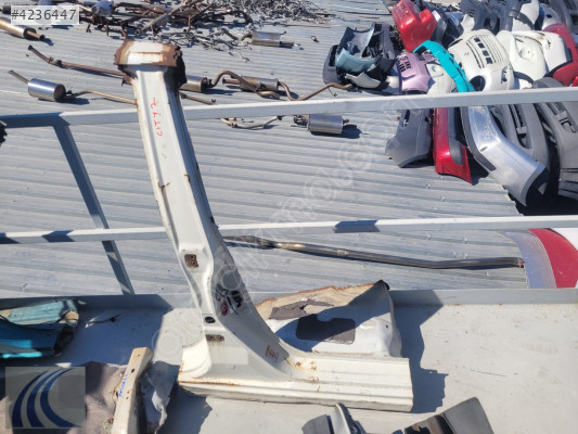 HONDA CITY 2010 ÇIKMA SAĞ ORTA DİREK