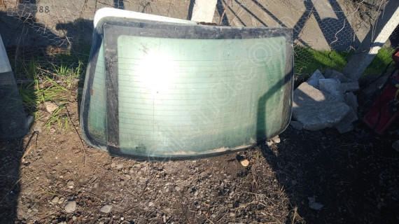 Opel vectra b kasa arka cam