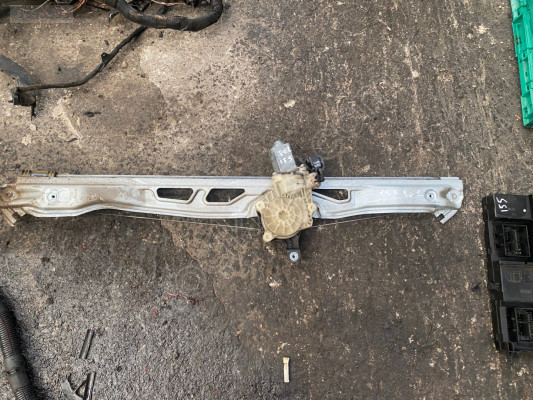 FORD TRANSİT V363 155ps ÇIKMA SOL KAPI CAM KRİKOSU VE MOTORU