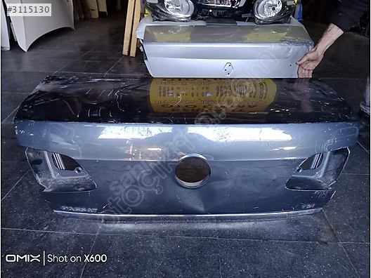 WV Passat B7 bagaj kapağı