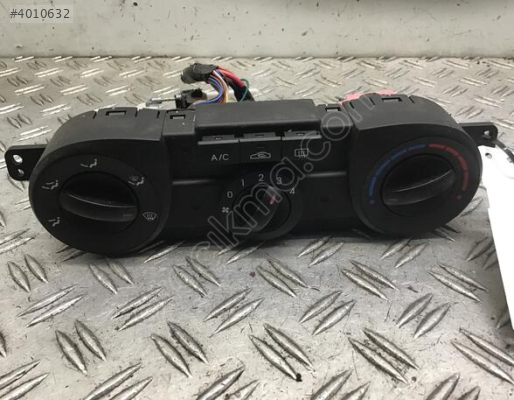 HYUNDAI I20 KLİMA KONTROL PANELİ