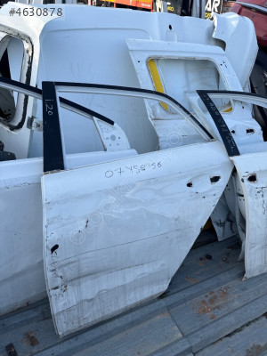 Hyundai i20 sol arka kapı