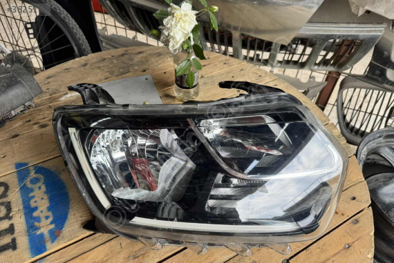 DACİA DUSTER SAĞ FAR ORJİNAL LEDLİ 2020 EYÜPCAN OTO'DA