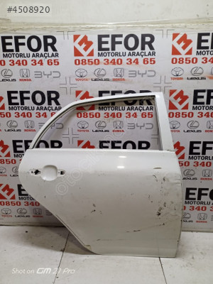 TOYOTA COROLLA SAĞ ARKA KAPI ORJİNAL ÇIKMA YEDEK PARÇA