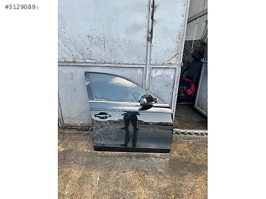 Audi A4 2009-2012 sağ ön kapı