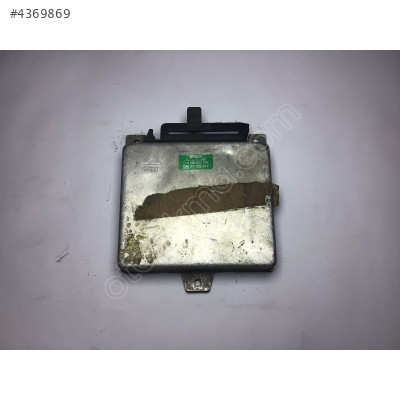 Opel Kadett Kontrol Ünitesi 0280000304 90122322