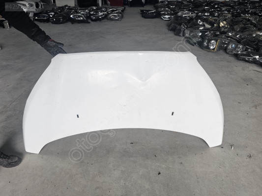 FORD TRANSIT CUSTOM BEYAZ MOTOR KAPUTU ORJINAL LOKALLİK