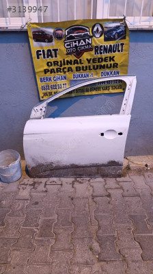 Renault Megane 4 Modeli İçin Sol Ön Kapi Çıkma Parçası