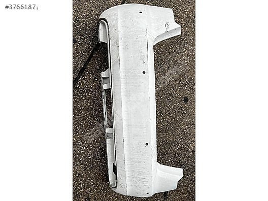 AUDİ A3 CIKMA ORJINAL TEMİZ BEYAZ ARKA TAMPON